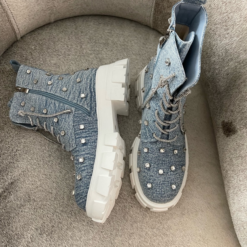 Stylish Denim Ankle Boots with Rhinestone Accents - Picture 3 of 4